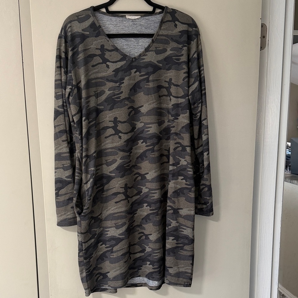 Olivia Rae Gray Knit Top